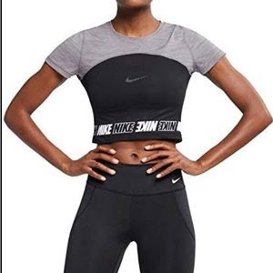 Nike Pro Women's Short-Sleeve Mesh Crop Top